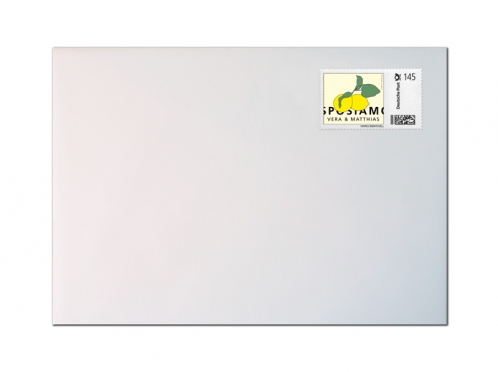 Die Briefmarke für Ihren Umschlag verleiht Ihren Hochzeitseinladungen den perfekten Akzent – mit Zitronenillustrationen und schlichtem, elegantem Design.