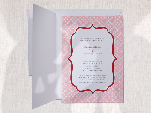 Schlichte Hochzeitseinladungskarte mit Einleger im rot-weißen Muster, schlicht und elegant. Rot bedruckt auf hochwertigem, weißem haptischem Papier.