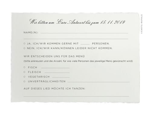 Antwortkarte mit Monogramm, gedruckt auf feinstem Büttenpapier mit rosé-goldener Prägung. Die Antwortkarte ist passend zur hochwertigen Einladung gestaltet und geprägt.