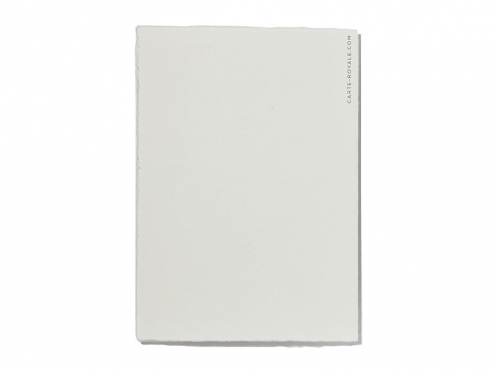 Vielseitigen Tisch- & Menükarten als elegante Klappkarten mit edler Goldprägung, kalligrafischer Schrift und echtem Büttenpapier. Ab einer Bestellmenge von 20 Karten individuell personalisierbar.