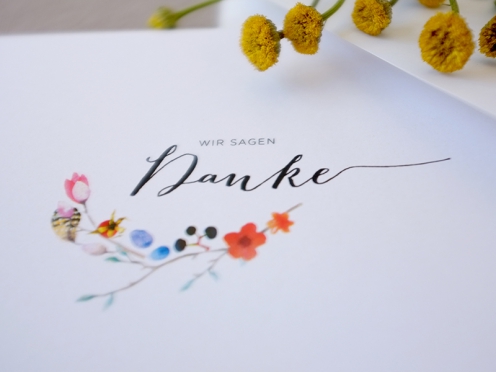 Danksagungskarte „Bohemian“ mit feinen Blumen und handwerklichem Detail macht Ihren Dank so besonders wie Ihren großen Tag.