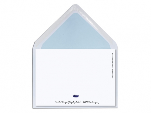 Geburtskarte mit kleinem Elefant inkl. hellblau gefüttertem Briefumschlag.