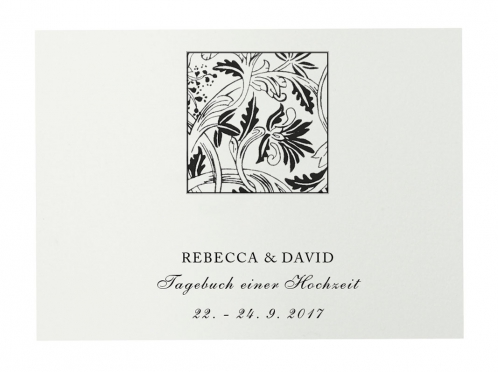 Feine Tusche-Illustrationen auf edlem Büttenpapier. Die Einladung versprüht toskanisches Flair und verbindet klassische Eleganz mit kunstvollem Design.