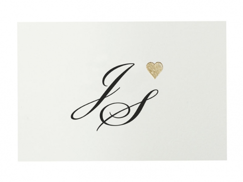 Royale Hochzeitseinladung gedruckt auf feinstem Büttenpapier mit goldenem Herz veredelt.