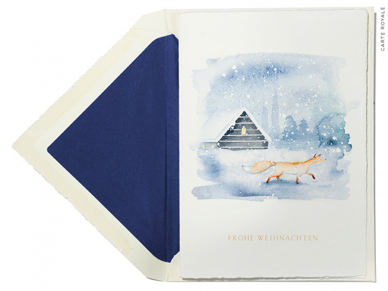 Weihnachtskarte mit spazierendem Fuchs im Schnee. Goldprägung auf der Büttenkarte und Büttenumschlag.