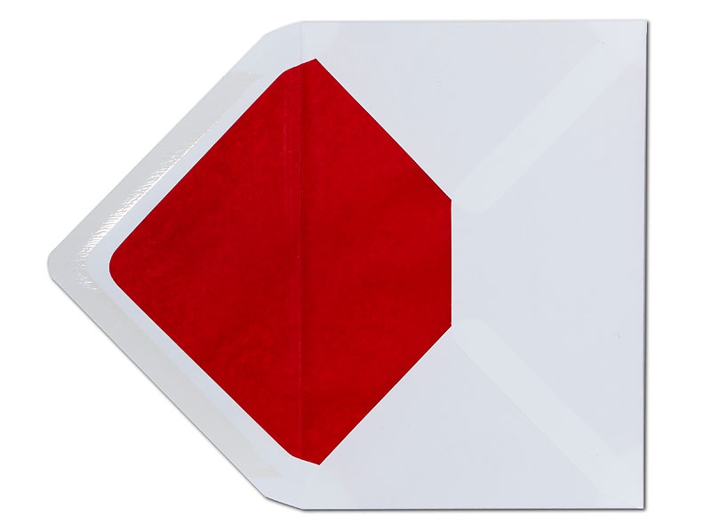 Weißer C6 Briefumschlag mit rotem Innenfutter.